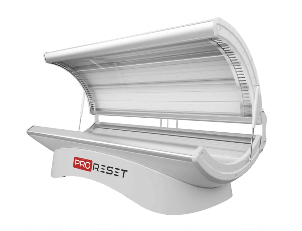 Zerava XenoLight bed luxury wellness and anti-aging therapy equipment